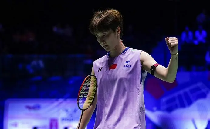 alt, 连胜戛然而