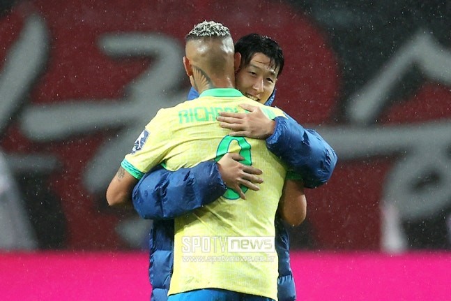 不敌巴西队, img, src